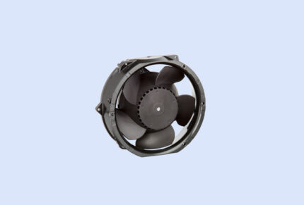 Kompakt Diagonallüfter von ebm-papst mit hohem Druckaufbau für industrielle Anwendungen